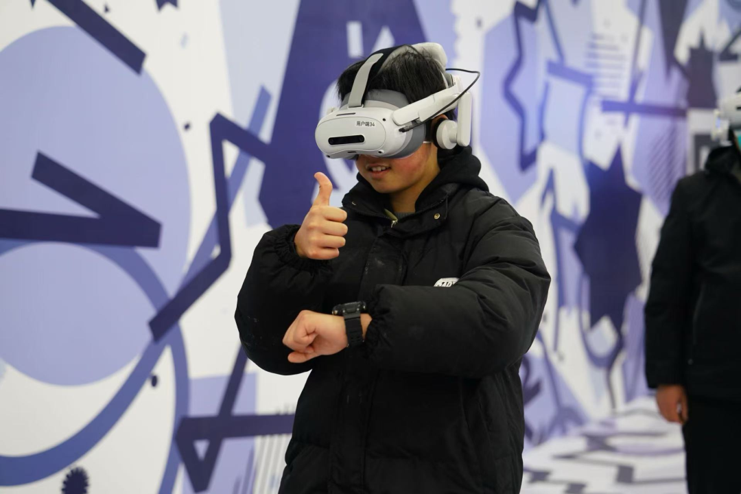 VR大空间 | 壹定发·德火科技携手新华网、北京天文馆打造宇宙探索新体验