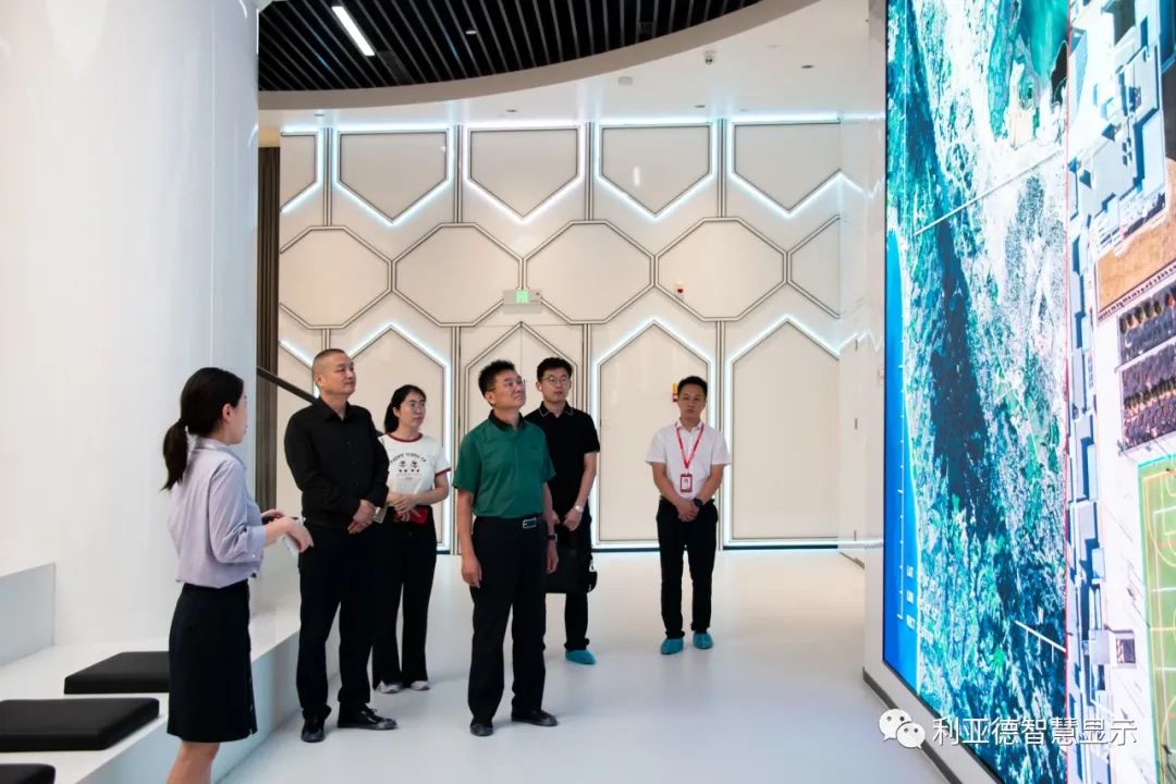安徽省科技馆馆长方波一行莅临壹定发南方总部旅行调研