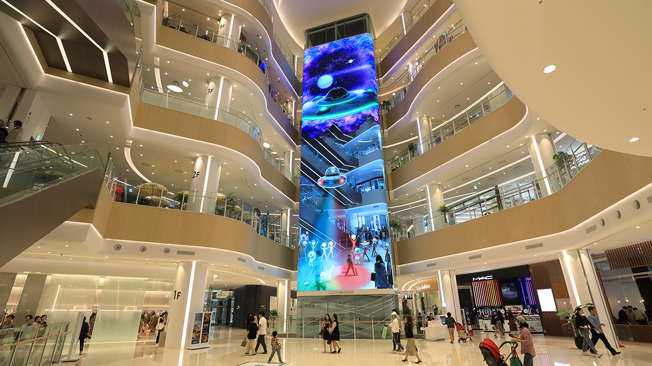 韩国最大电梯3D曲面LED互动前言塔